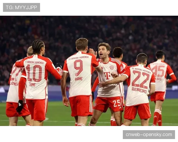 即时：因球迷向场内投掷烟火，莱比锡对阵波鸿的比赛中断15分钟。